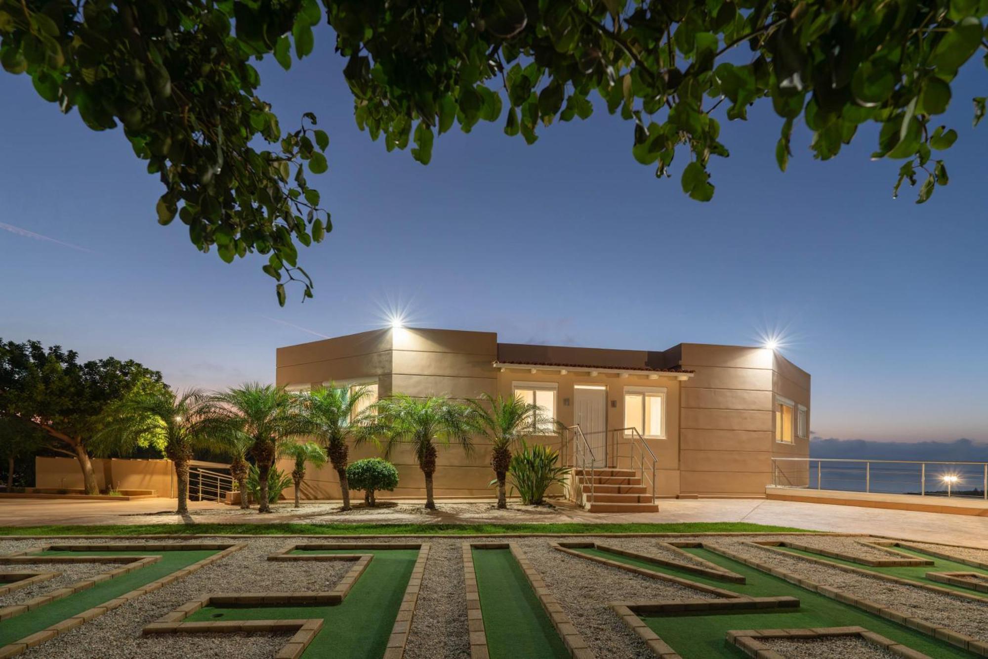 Villa Ariella With Sea View Агия-Марина Экстерьер фото