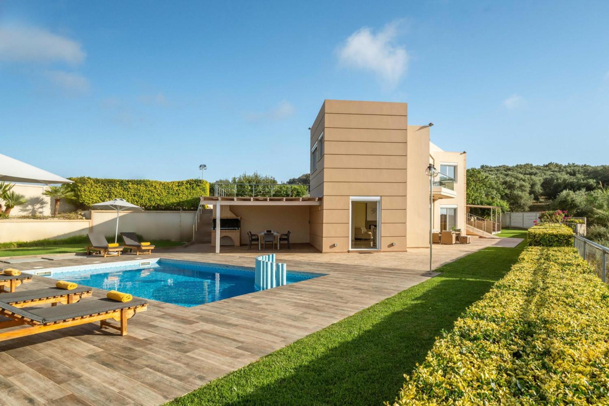 Villa Ariella With Sea View Агия-Марина Экстерьер фото