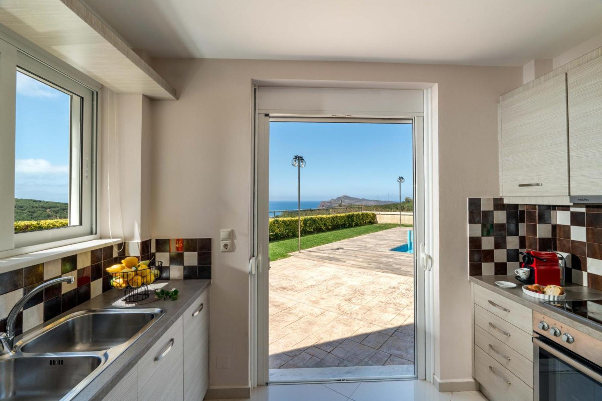 Villa Ariella With Sea View Агия-Марина Экстерьер фото